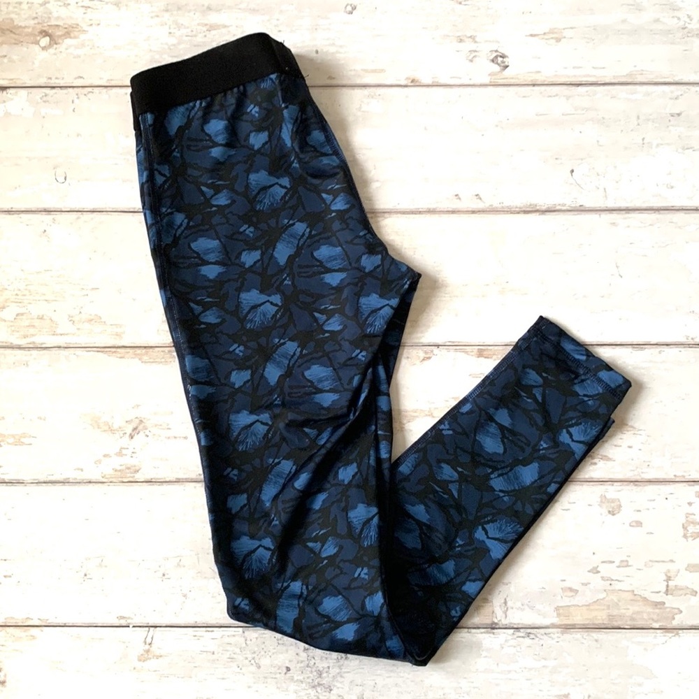 Women’s S/M Soffe Dri Blue Windy Night Leggings Size Small Navy Blue Pattern
